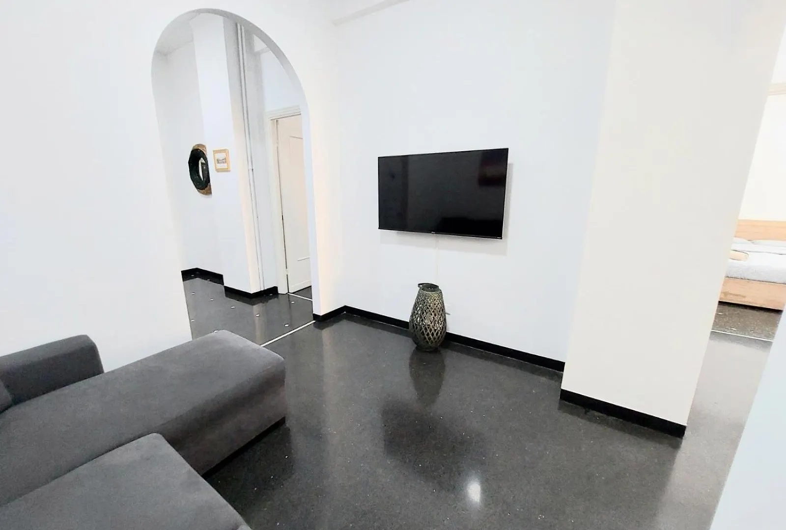 Home Fiumara Genova 0*,